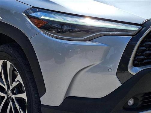 2022 Toyota Corolla Cross XLE