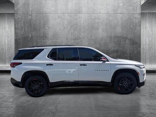 2022 Chevrolet Traverse Premier