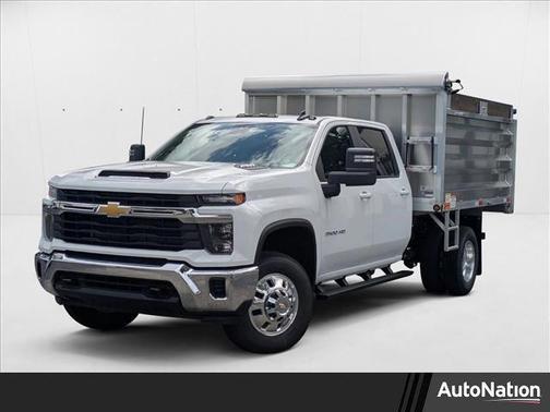 2025 Chevrolet Silverado 3500 LT