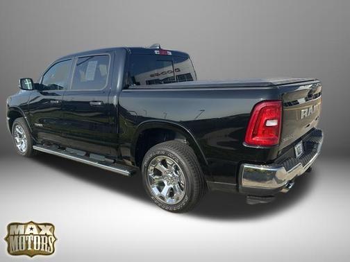 Diamond Black Crystal Pearlcoat 2026 RAM 1500 Big Horn/Lone Star