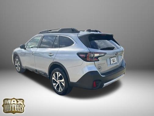 Ice Silver Metallic 2021 Subaru Outback Limited XT