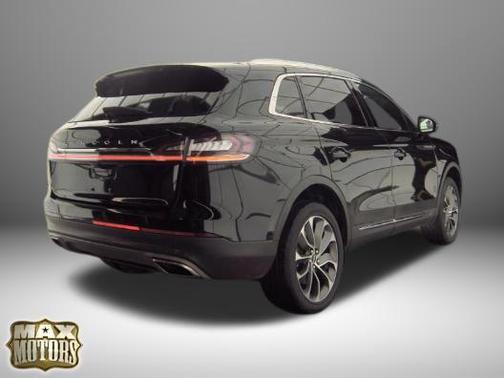 2021 Lincoln Nautilus Reserve