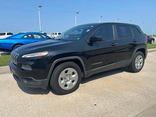 Brilliant Black Crystal Pearlcoat 2014 Jeep Cherokee Sport