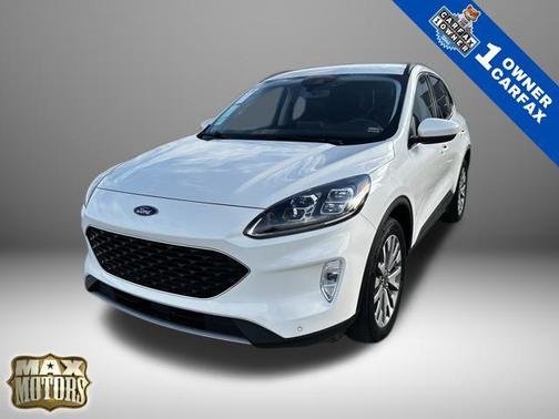2022 Ford Escape Titanium