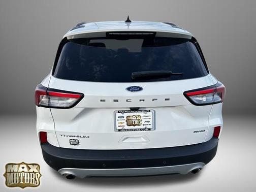 2022 Ford Escape Titanium