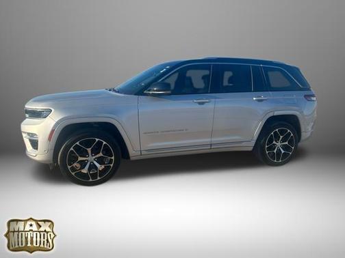 2022 Jeep Grand Cherokee Summit