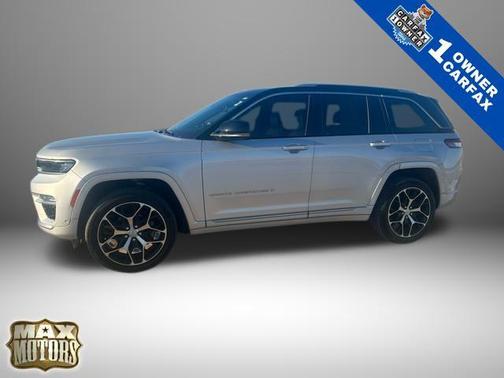 2022 Jeep Grand Cherokee Summit