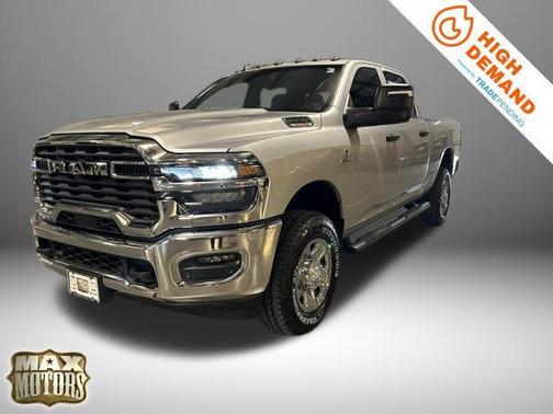 2026 RAM 2500 Tradesman Crew Cab 4x4 6'4' Box