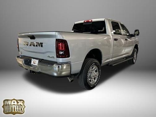 2026 RAM 2500 Tradesman Crew Cab 4x4 6'4' Box