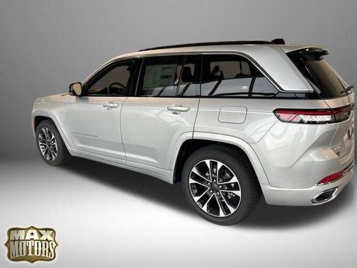 2025 Jeep Grand Cherokee Overland