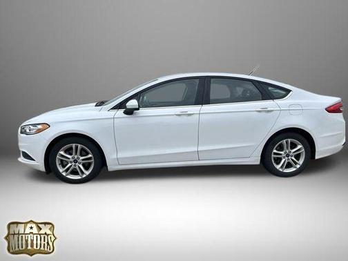 Oxford White 2018 Ford Fusion SE