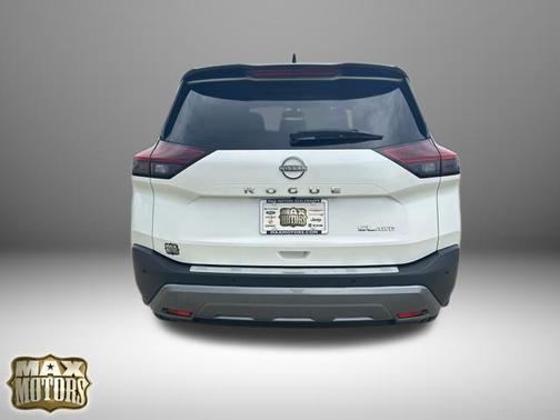 Pearl White Tricoat 2023 Nissan Rogue SL
