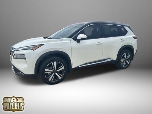 Pearl White Tricoat 2023 Nissan Rogue SL