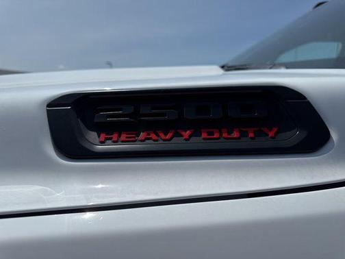 2025 RAM 2500 Tradesman Crew Cab 4x4 6'4' Box