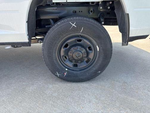 2025 RAM 2500 Tradesman Crew Cab 4x4 6'4' Box