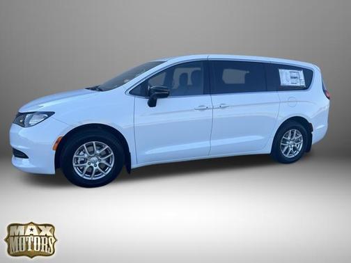 2026 Chrysler Voyager LX