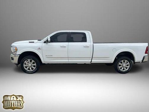 Bright White Clearcoat 2022 RAM 3500 Limited