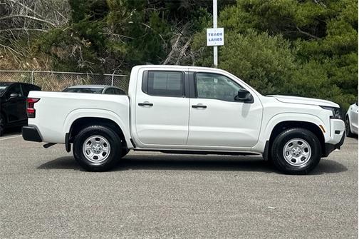 2024 Nissan Frontier S