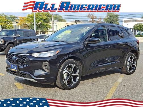2023 Ford Escape ST-LINE SELECT