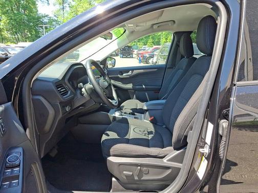AGATE BLACK METALLIC 2023 Ford Escape ACTIVE