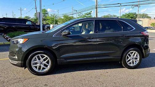 2022 Ford Edge