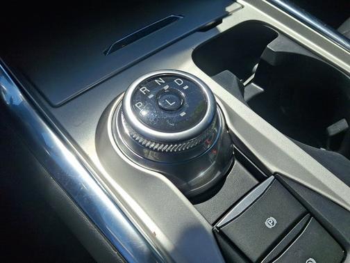 STAR WHITE MET TRI-COAT 2023 Ford Explorer XLT