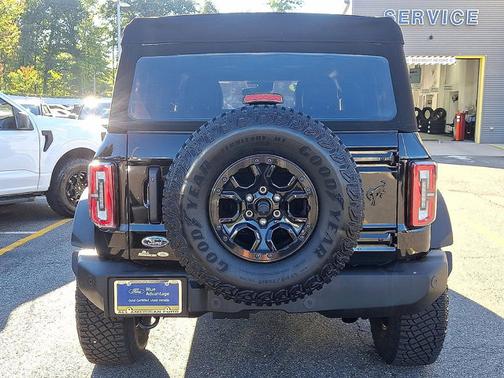 2024 Ford Bronco WILDTRAK