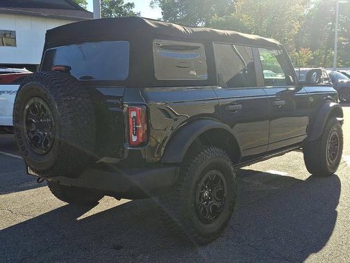 2024 Ford Bronco WILDTRAK