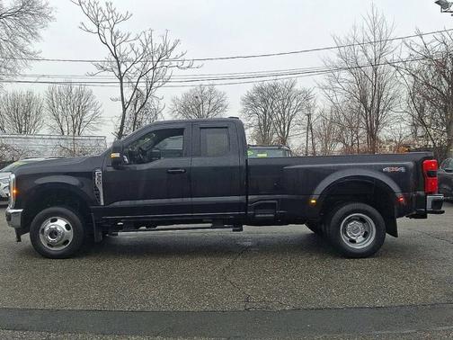 2023 Ford F-350 SUPER DUTY