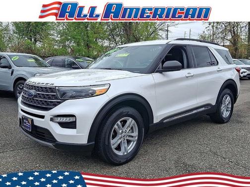 STAR WHITE MET TRI-COAT 2023 Ford Explorer XLT