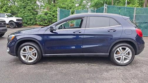 2018 Mercedes-Benz GLA 250 BASE 4MATIC
