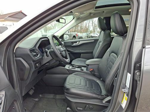 CARBONIZED GRAY METALLIC 2023 Ford Escape PLATINUM