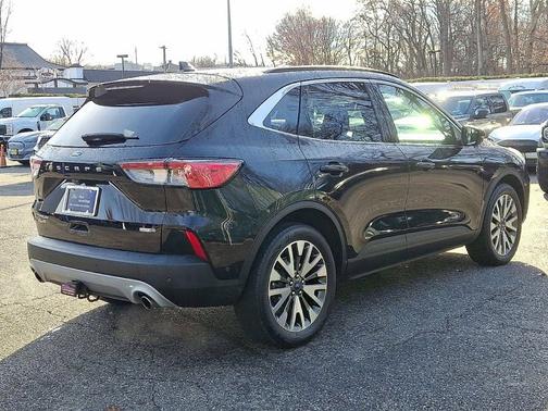 2020 Ford Escape TITANIUM