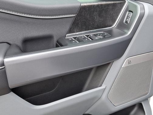 OXFORD WHITE 2025 Ford F-150 FLASH