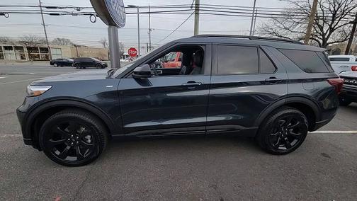 STONE BLUE METALLIC 2022 Ford Explorer ST-LINE