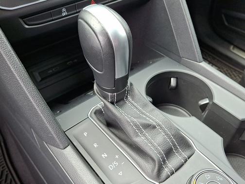 2021 Volkswagen Atlas 3.6 V6 SE W/ TECHNOLOGY