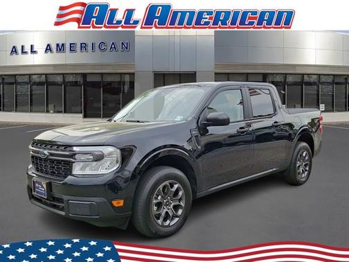 SHADOW BLACK 2024 Ford Maverick XLT