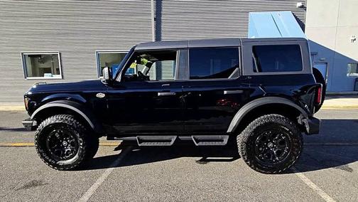 2023 Ford Bronco WILDTRAK