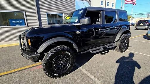 2023 Ford Bronco WILDTRAK