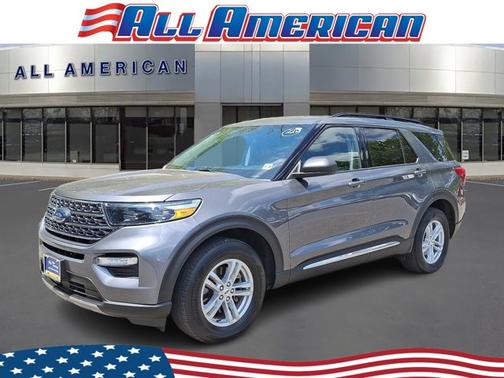 CARBONIZED GRAY METALLIC 2023 Ford Explorer XLT