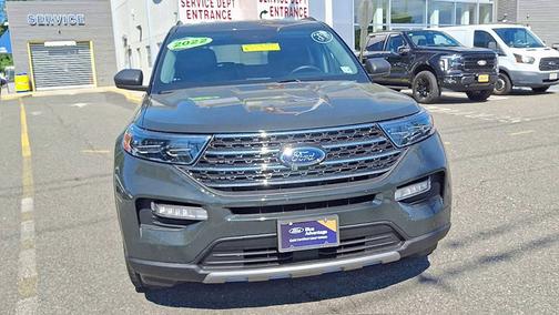 FORGED GREEN METALLIC 2022 Ford Explorer XLT
