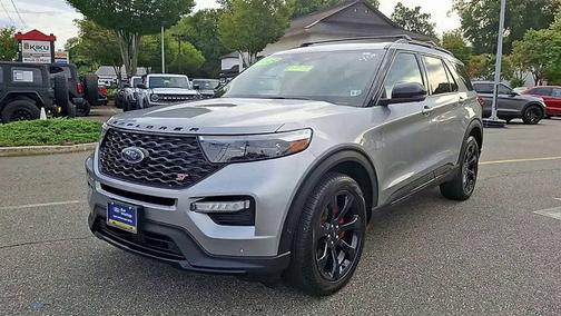 2022 Ford Explorer ST