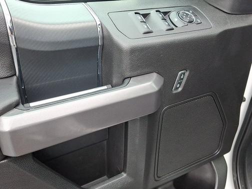 OXFORD WHITE 2020 Ford F-150