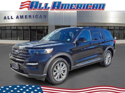 AGATE BLACK METALLIC 2023 Ford Explorer XLT
