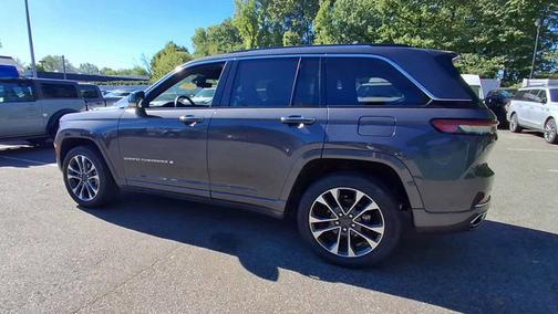 2022 Jeep Grand Cherokee OVERLAND