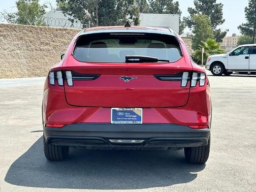 2024 Ford Mustang Mach-E SELECT