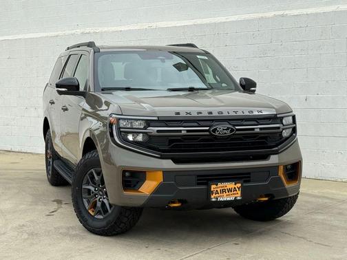 Gray 2026 Ford Expedition Tremor