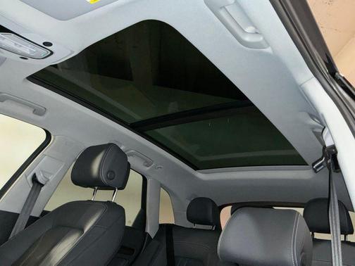 Manhattan Gray Metallic 2021 Audi Q5 45 Premium