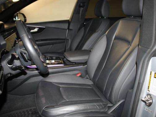 2019 Audi Q8 3.0T Premium Plus