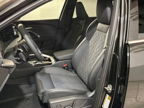 2025 Audi SQ5 3.0T Premium